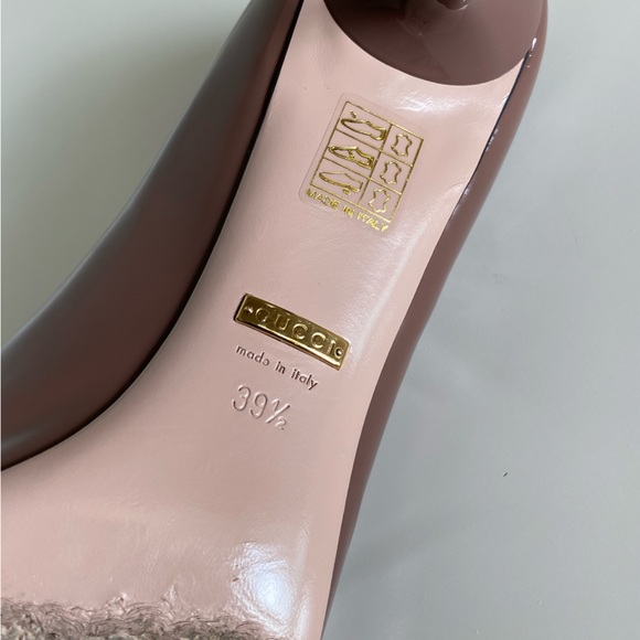 Gucci Brown Patent Leather Bow Heels - Picture 12 of 16